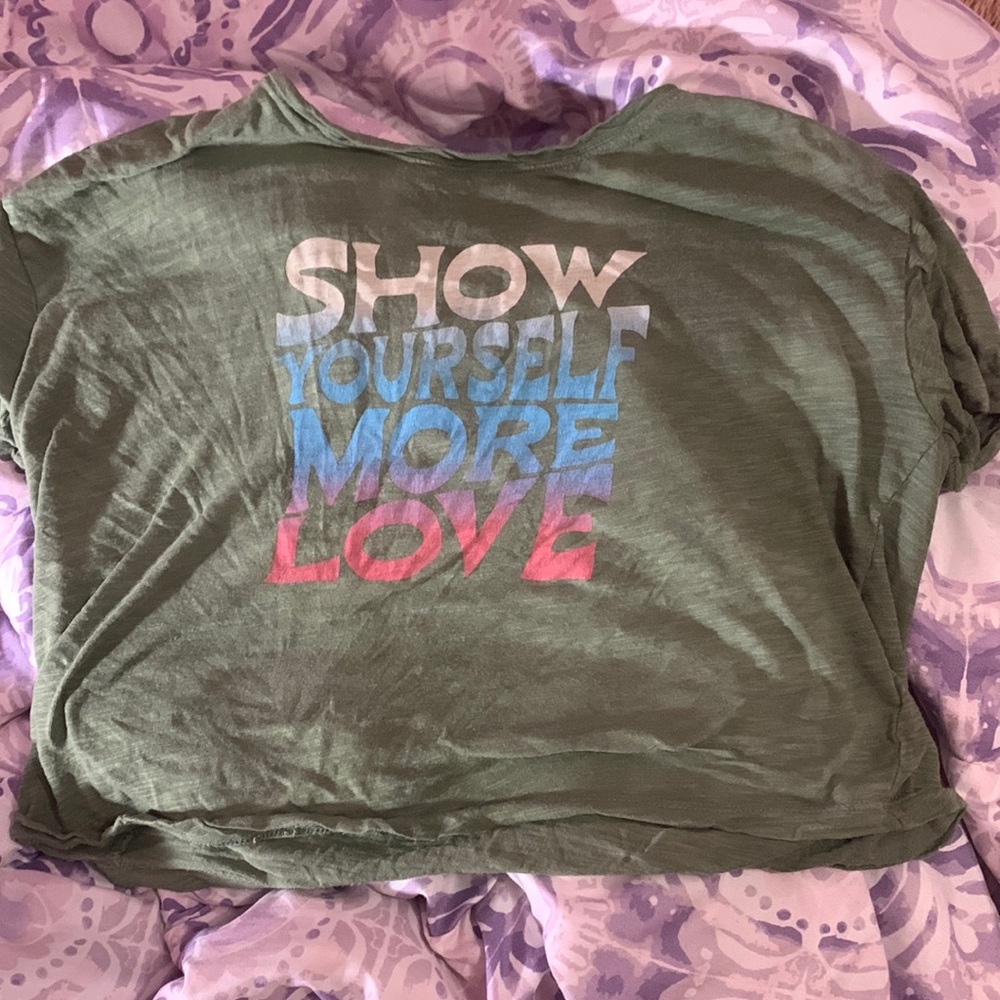 Old Navy- Show yourself more love cropped tee- size extra small